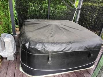 Netspa Caiman bubbelbad 4pers. Eventueel met nieuwe pergola, Enlèvement, Comme neuf