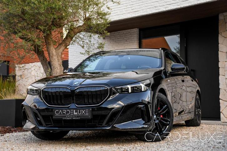 BMW 520D ️M-SPORT PRO|360| HEAD UP|HARMAN|TREKHAAK, Auto's, BMW, Particulier, Te koop, 5 Reeks, 360° camera, ABS, Achteruitrijcamera