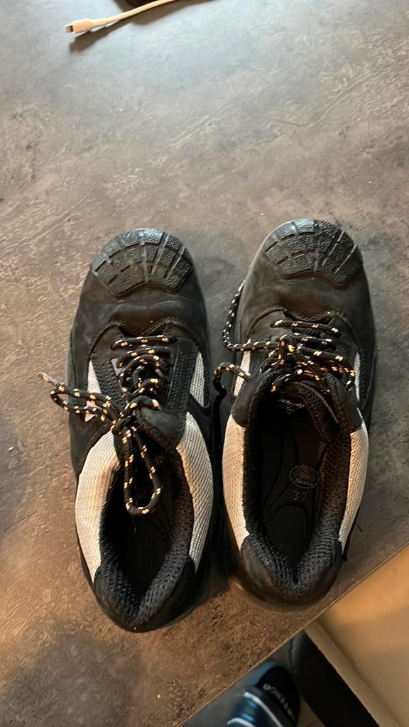 Als nieuwe Bata Industrials werkschoenen - Maat 37 - S1P, Sport en Fitness, Ballet, Zo goed als nieuw, Schoenen, Ophalen
