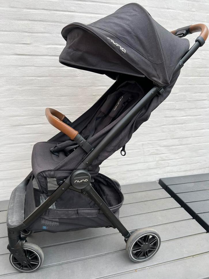 Zwarte Nuna TRVL buggy – licht, compact, wendbaar, Kinderen en Baby's, Buggy's, Gebruikt, Overige merken, Verstelbare rugleuning
