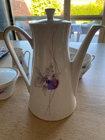 Koffieservies is Eschebach porselein beschikbaar voor biedingen