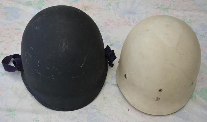 Helm, Belgische Politie of Rijkswacht, compleet, Verzamelen, Militaria | Algemeen, Rijkswacht, Helm of Baret, Ophalen of Verzenden