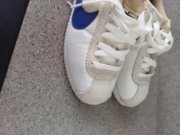 Schoenen Nike  beschikbaar voor biedingen