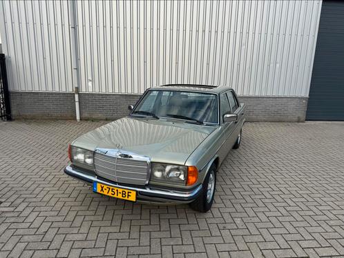 Mercedes-benz (W123) 280E 185PK 1979 Automaat/schuifdak, Auto's, Oldtimers, Particulier, Centrale vergrendeling, Cruise Control