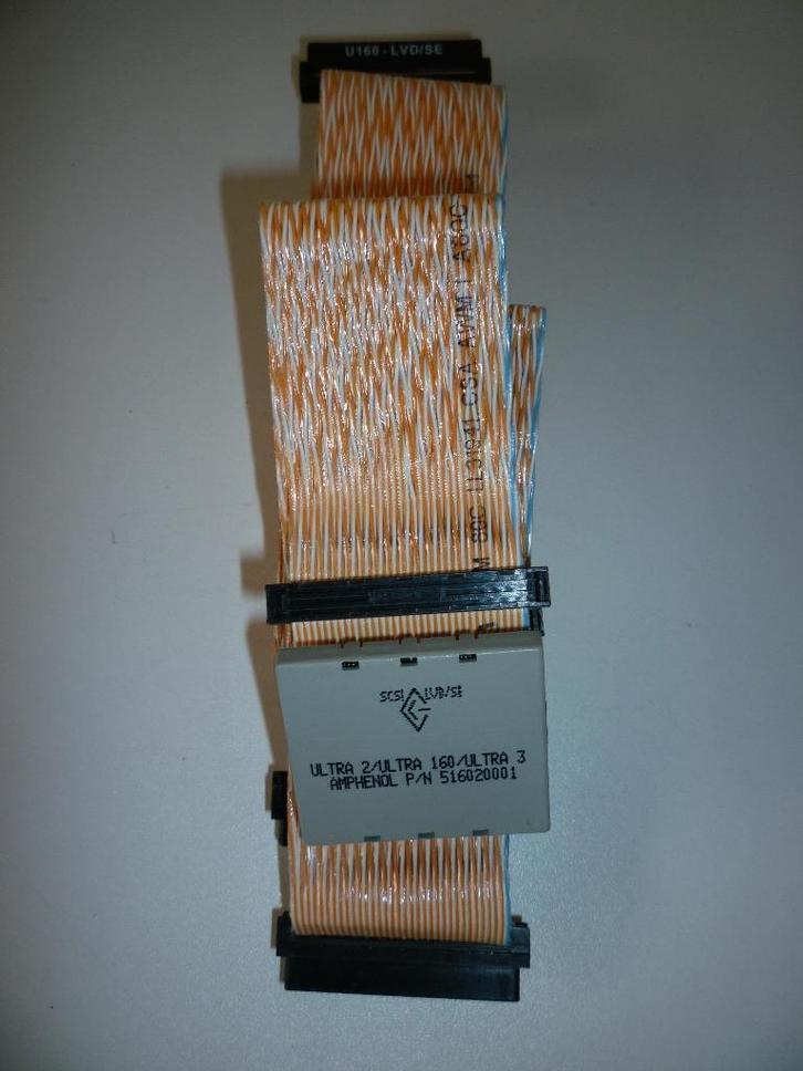 Ultra 160 LVD/SE interne SCSI-kabels, Computers en Software, Harde schijven, Zo goed als nieuw, SCSI, Ophalen of Verzenden
