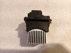 KACHELWEERSTAND Peugeot 2008 (CU) (T1000034ZD), Gebruikt, Peugeot