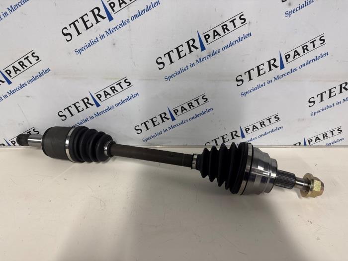 Aandrijfas links-voor van een Mercedes R-Klasse, Auto-onderdelen, Remmen en Aandrijving, Mercedes-Benz, Nieuw, 3 maanden garantie