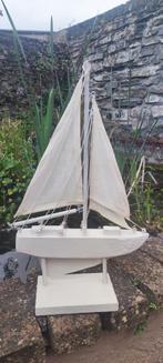 Petit bateau en bois blanc, Hobby & Loisirs créatifs, Modélisme | Bateaux & Navires, Utilisé, Enlèvement ou Envoi