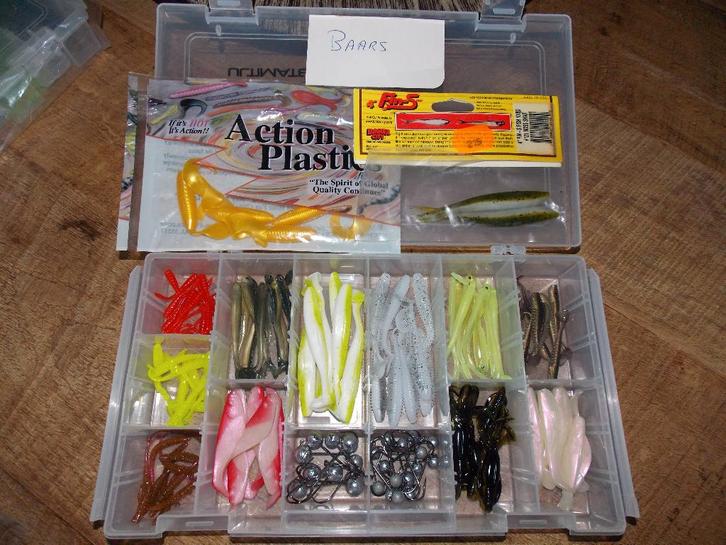 Box baars shads, Watersport en Boten, Hengelsport | Roofvissen, Nieuw, Complete set, Ophalen of Verzenden