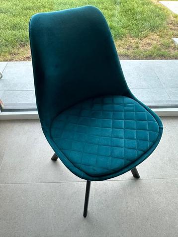 Set van 4 velours stoelen beschikbaar voor biedingen