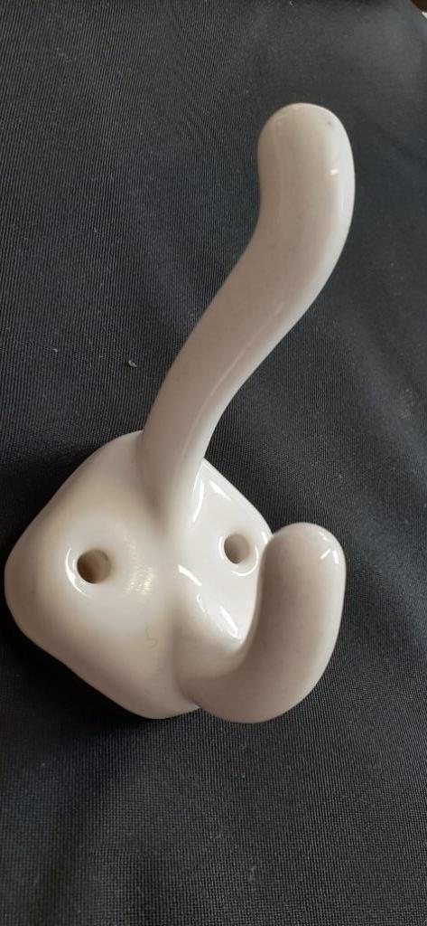 Wit aardewerk kapstok/badkamerhaak, Antiek en Kunst, Antiek | Keramiek en Aardewerk, Ophalen