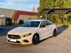 Mercedes classe A180 berline AMG Line, 4 cilinders, Wit, 1375 kg, 5 deurs