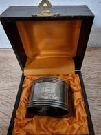 Antieke servetring christofle in presentatiedoos, Antiek en Kunst, Ophalen of Verzenden, Zilver