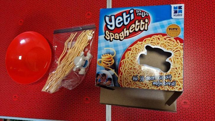 Yeti in mijn spaghetti, Hobby en Vrije tijd, Gezelschapsspellen | Bordspellen, Zo goed als nieuw, Ophalen of Verzenden