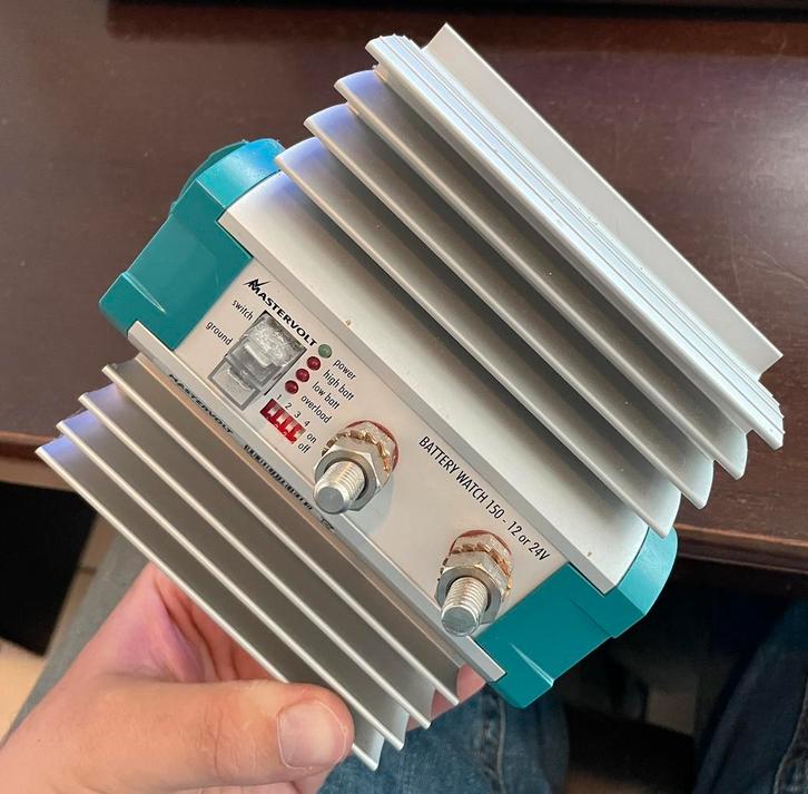 Mastervolt battery watch, Autos : Pièces & Accessoires, Batteries & Accessoires, Neuf, Enlèvement