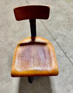 Vintage industriële fabrieksnaaistoel Singer(1940's), Huis en Inrichting, Stoelen, Ophalen, Grijs, Vijf, Zes of meer stoelen, Metaal