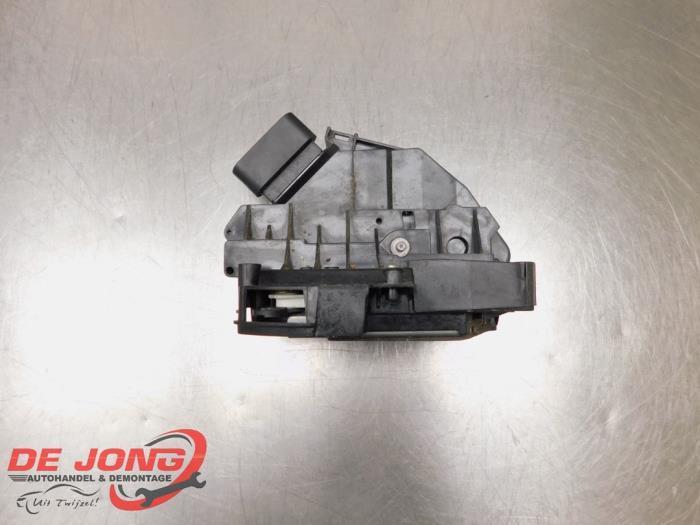 Deurslot Mechaniek 4Deurs links-achter van een Ford Fiesta, Auto-onderdelen, Carrosserie, Ford, Gebruikt, 3 maanden garantie, Ophalen of Verzenden