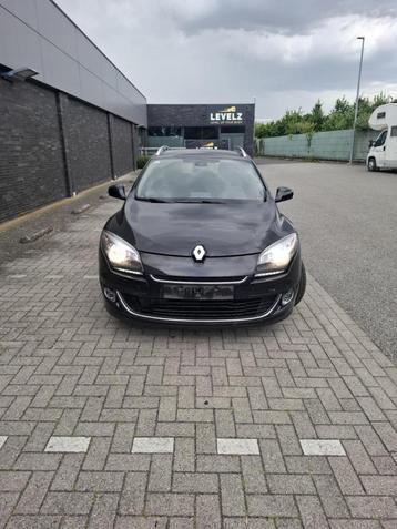 Renault megane break automaat 1.5 dci,2013,214666km, perfect beschikbaar voor biedingen