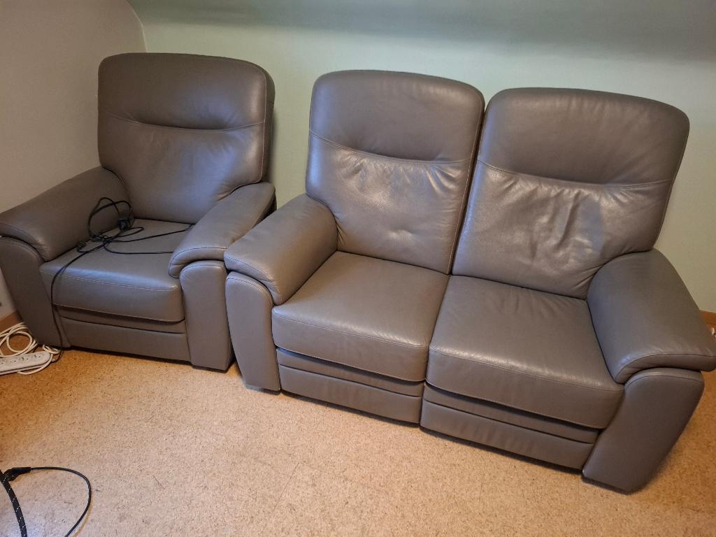 lederen relaxen 1zit en 2 zit, Huis en Inrichting, Zetels | Zetels, Ophalen, Overige maten, Leer, Zo goed als nieuw