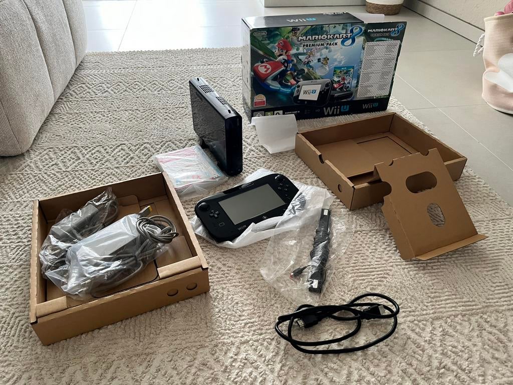 Nintendo wii u pack mario kart 8, Consoles de jeu & Jeux vidéo, Enlèvement, Comme neuf