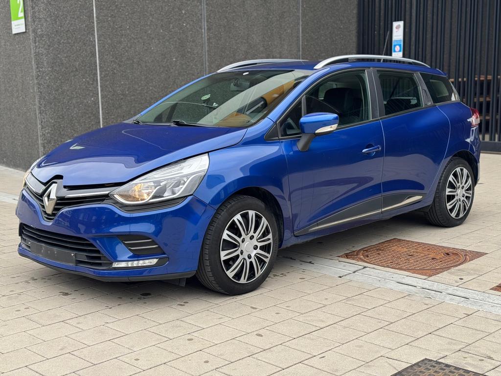 RENAULT CLIO / 1.2 BENZINE! / FACELIFT! / GEKEURD!, Auto's, Voorwielaandrijving, Stof, Euro 6, Blauw