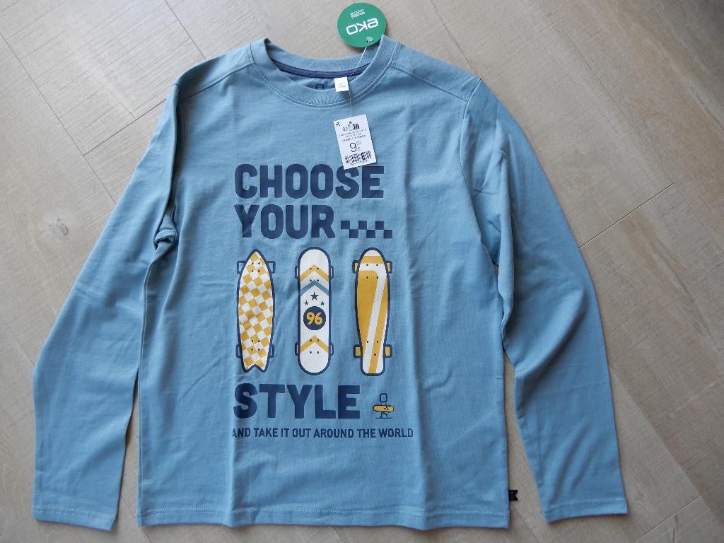 T-shirt Okaidi 12 ans neuf, Neuf, Garçon, Enlèvement ou Envoi, Okaidi