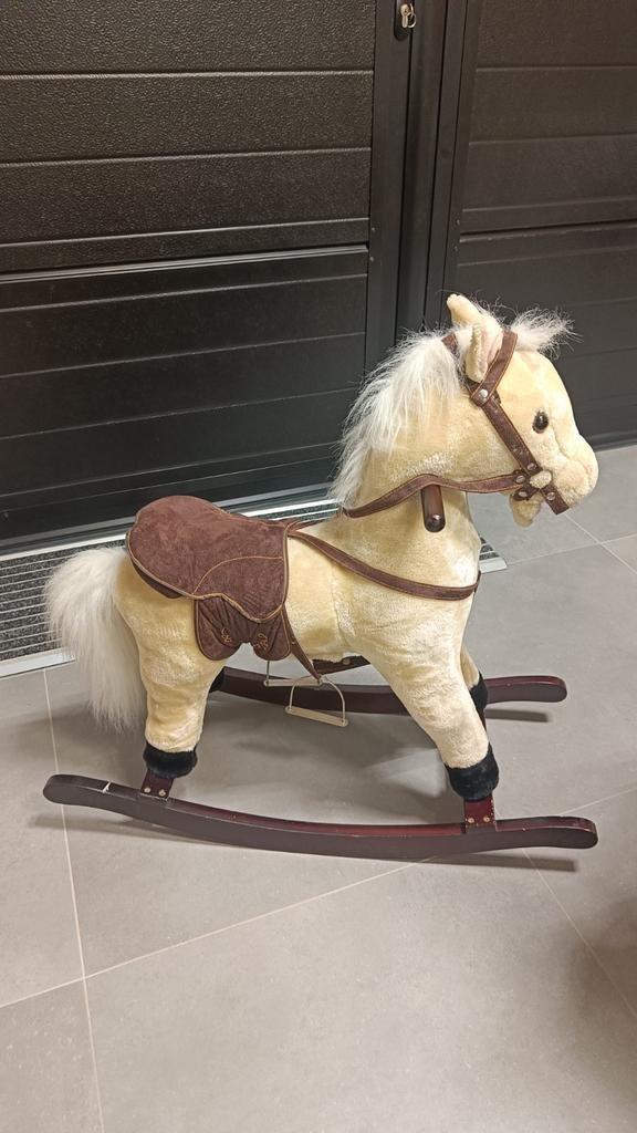 Schommelpaard met geluid, Ophalen, Gebruikt