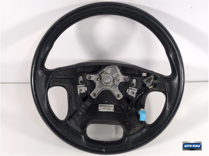Volant d'un Volvo V70, -, 3 mois de garantie, -, -