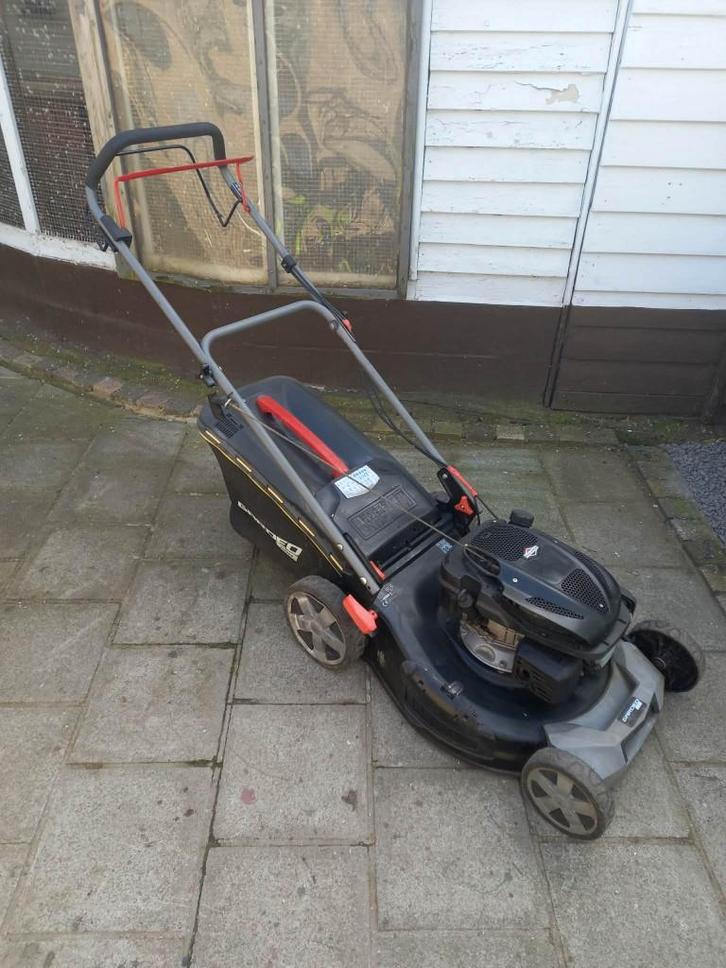 tondeuse, Jardin & Terrasse, Tondeuses à gazon, Comme neuf, Tondeuses à gazon à essence, 50 cm ou plus, Tondeuse rotative, Bac de ramassage