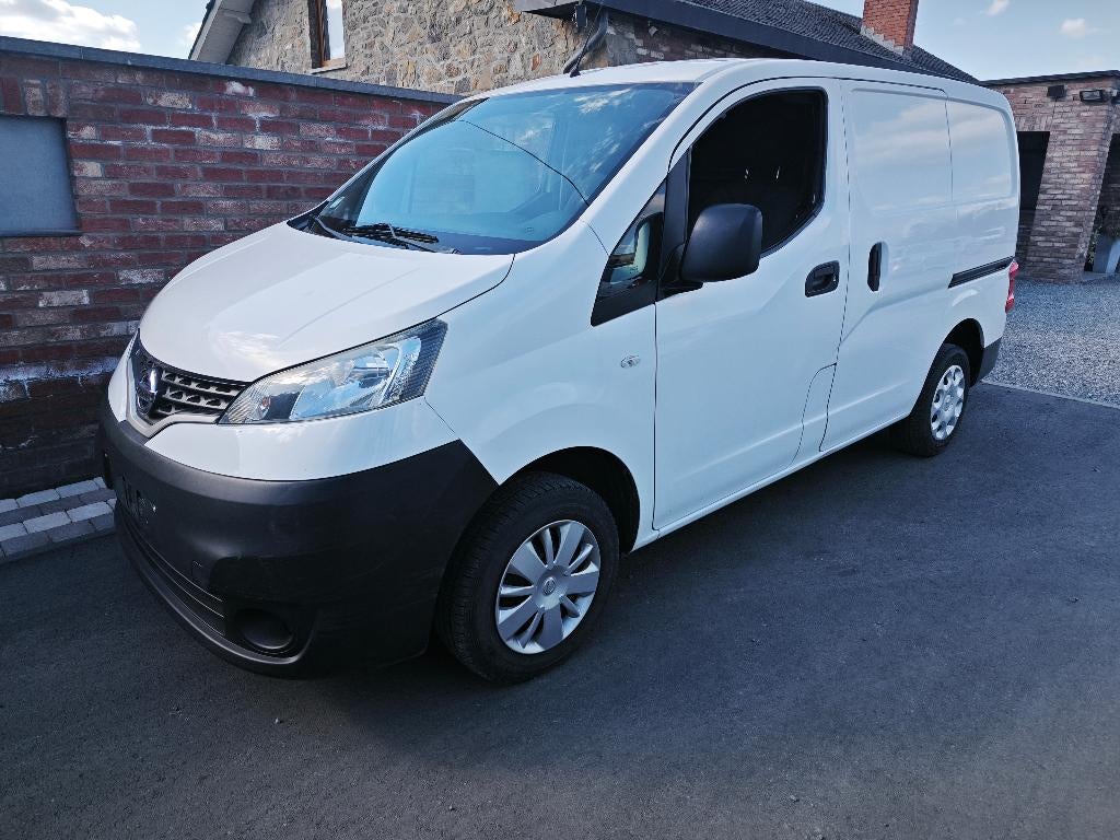 Nissan NV200 1.5 D Euro6 84.000km -10/2016, Auto's, Voorwielaandrijving, Stof, 4 cilinders, Wit