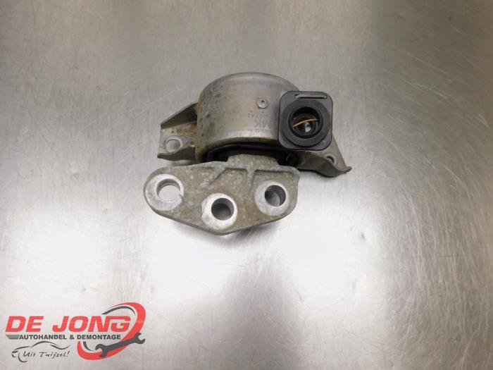 Support moteur d'un Opel Corsa, Autos : Pièces & Accessoires, Suspension & Châssis, Opel, Utilisé, 3 mois de garantie, Enlèvement ou Envoi