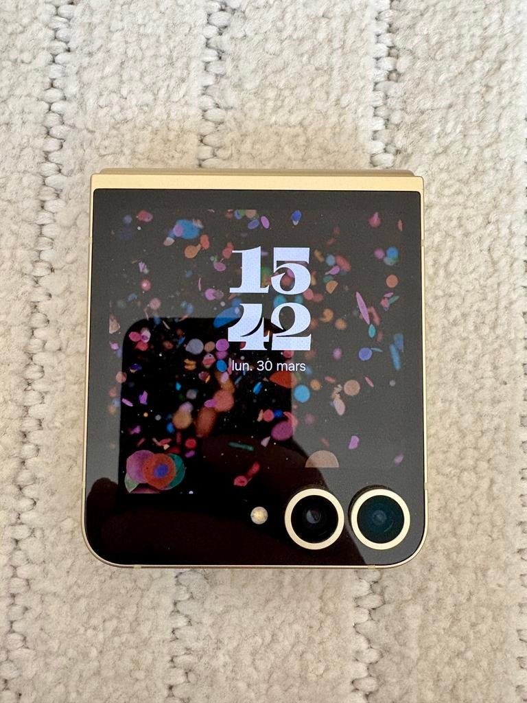 Samsung Galaxy Z Flip 6, Enlèvement, Comme neuf, Galaxy Z Flip