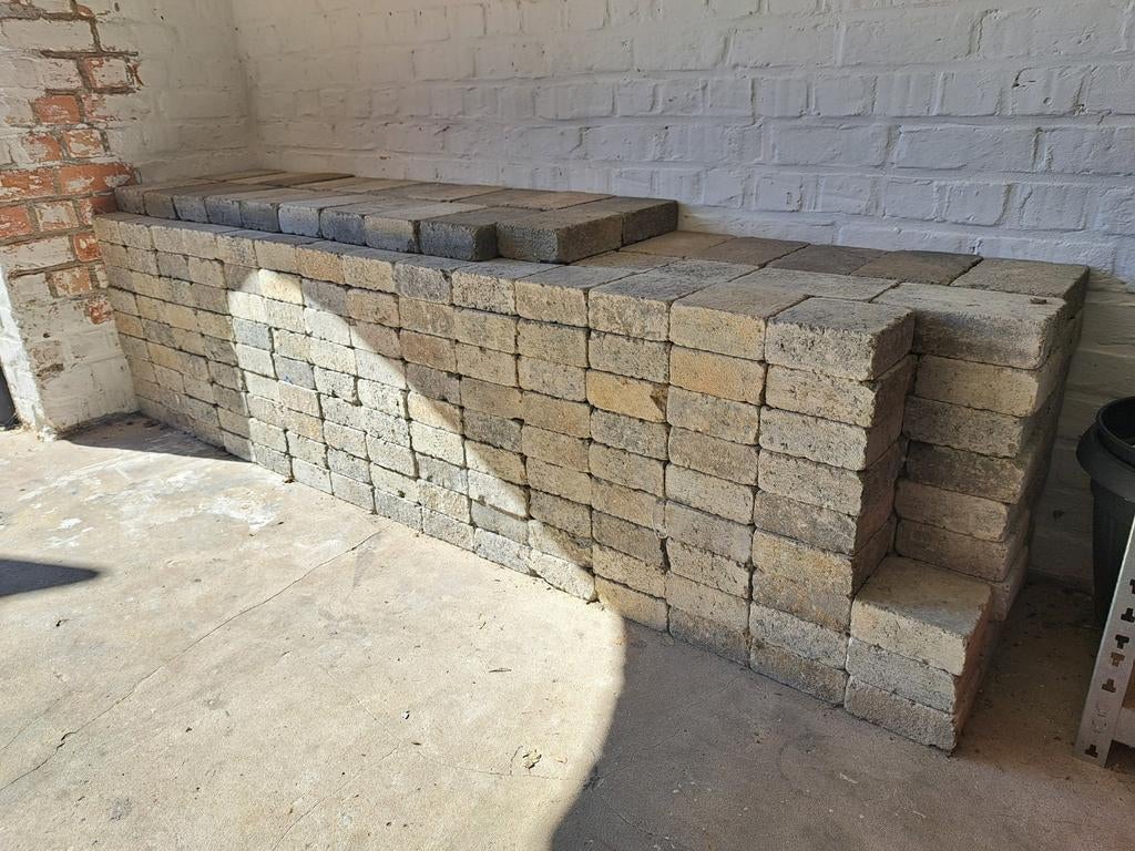 Voyelles (non utilisées), Enlèvement