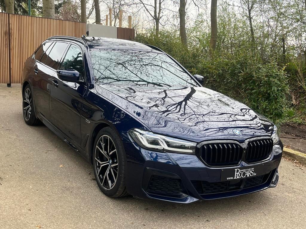 BMW 5 Serie 530 M-Pakket-Panodak-Cockpit Pro-Alcantara-Cam-1, Autos, BMW, Cuir, 215 kW, Euro 6, Carnet d'entretien