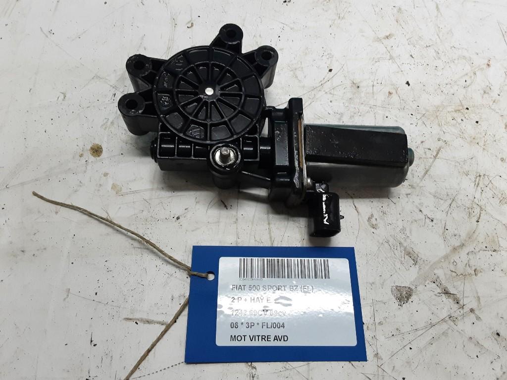 MOTEUR LEVE VITRE ELECTRIQUE AVANT DROIT Fiat 500 (312), Mevr. I. Hauben, Utilisé, Droite, Fiat
