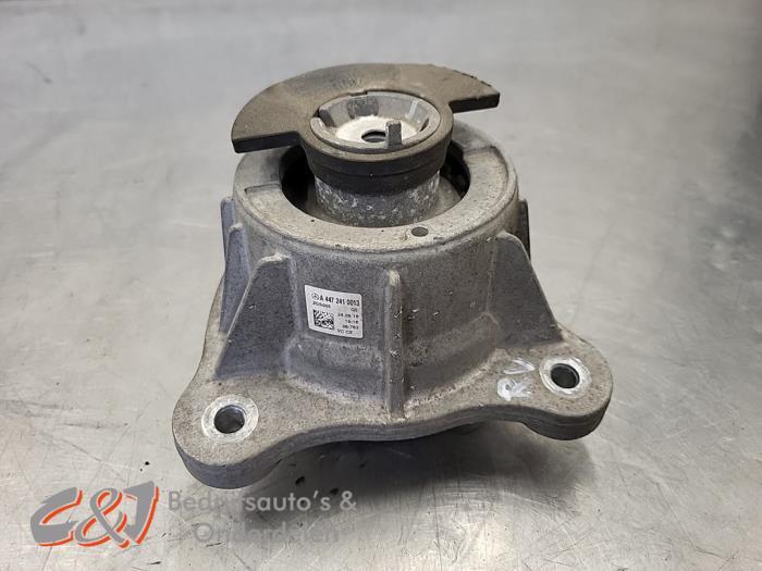 Support moteur d'un Mercedes Vito, Autos : Pièces & Accessoires, 3 mois de garantie, Utilisé, -, -