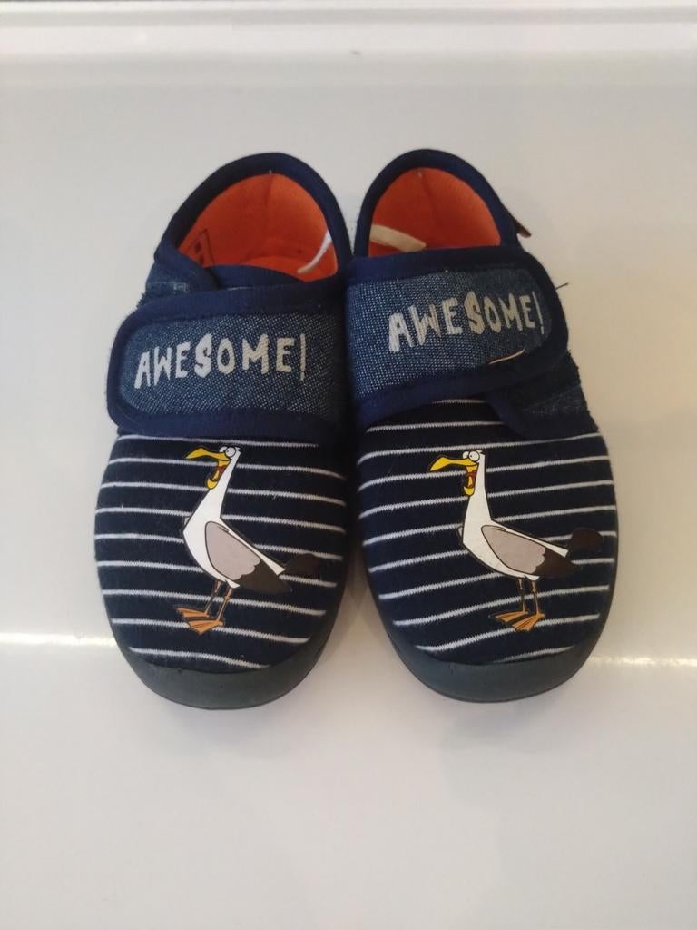Kinderpantoffels maat 25 blauw Wickie, Kinderen en Baby's, Babykleding | Schoentjes en Sokjes, Ophalen, Slofjes, Gebruikt, Jongetje of Meisje