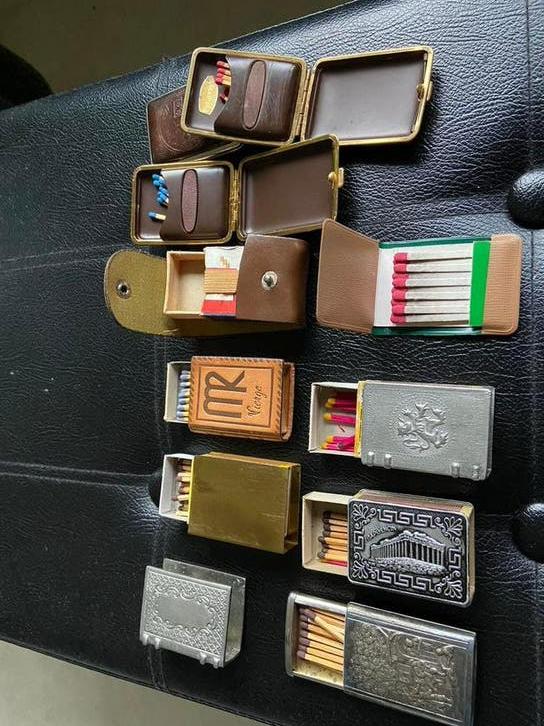 Lucifers allerlei + houdertjes, Ophalen of Verzenden, Zo goed als nieuw, Luciferdoosjes of -merken