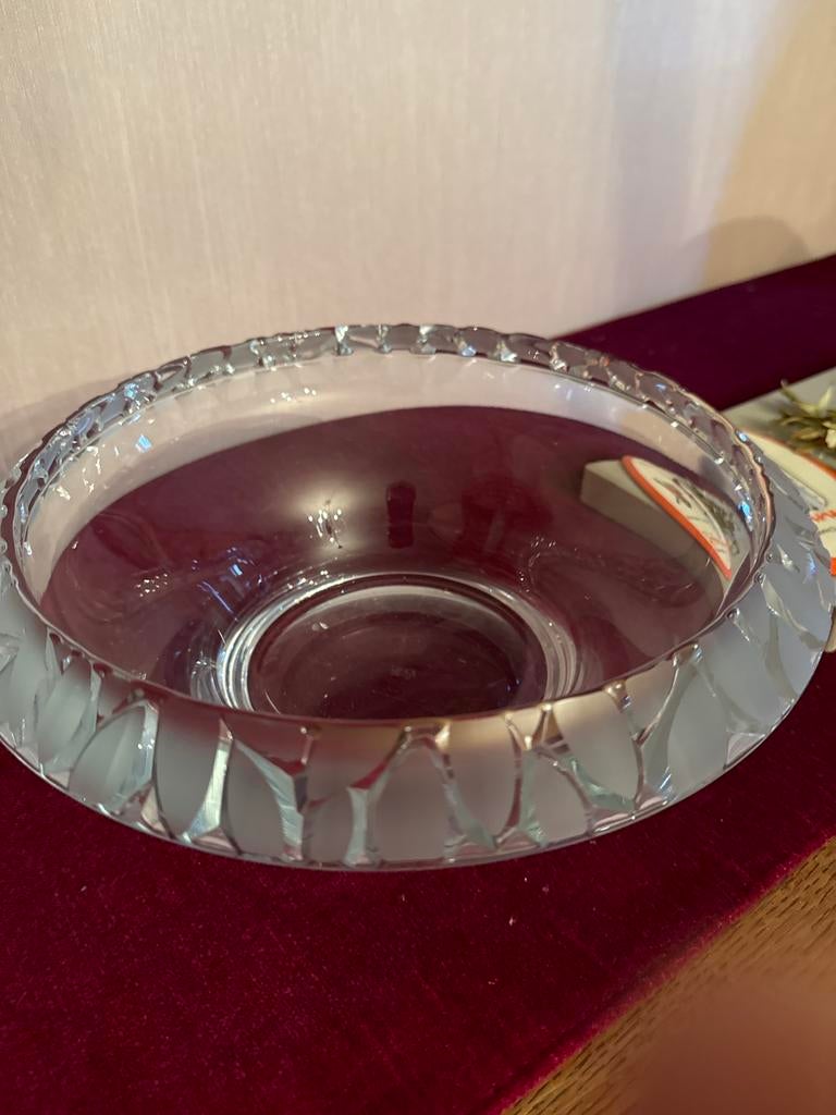 Kristallen schaal Mikasa, Ophalen