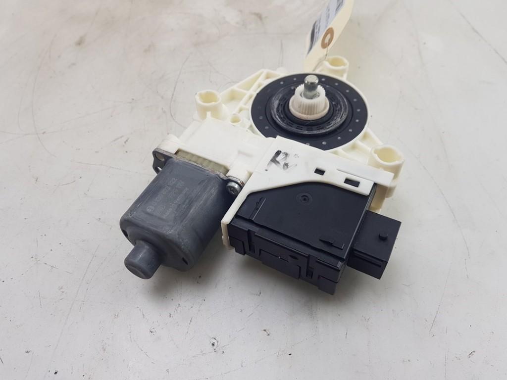 MOTEUR LEVE VITRE ELECTRIQUE Giulia (952) (|71779152|), Utilisé, Alfa Romeo