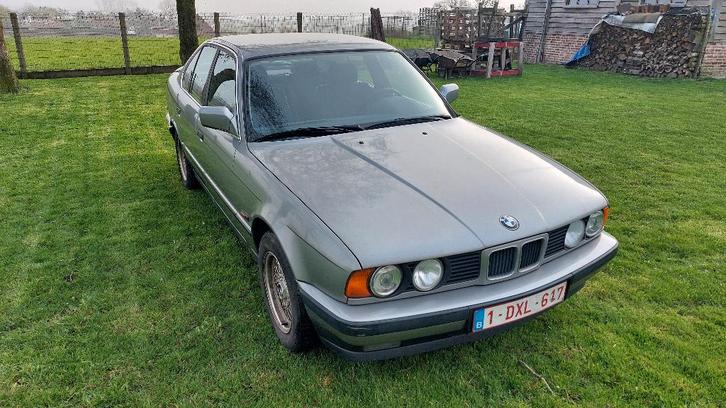 BMW E34 520i 1989 – 2de eigenaar - 181.000km, Autos, BMW, Particulier, Série 5, Radio, Essence