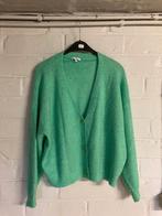 Groene cardigan, Sora, maat M/L De kleur is iets feller, Vêtements | Femmes, Pulls & Gilets, Taille 38/40 (M), Enlèvement ou Envoi