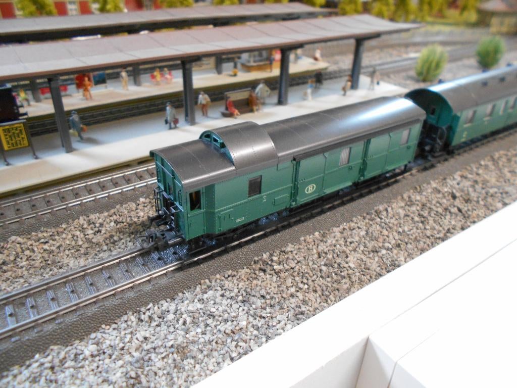 marklin H0 set NMBS wagons 4113 + 4115, Hobby en Vrije tijd, Modeltreinen | H0, Zo goed als nieuw, Wagon, Wisselstroom, Märklin