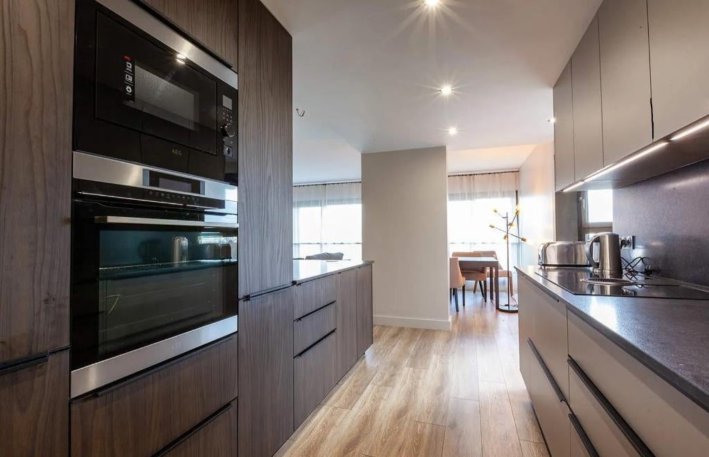 Appartement 3 chambres en très bon état, 50 m² ou plus, Bruxelles