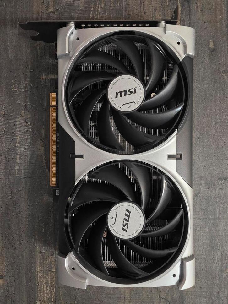 MSI 8GB D7 RTX 5060 VENTUS 2X OC  + AMD Ryzen 5 8400F, Informatique & Logiciels, Cartes vidéo, Comme neuf, AMD, Enlèvement