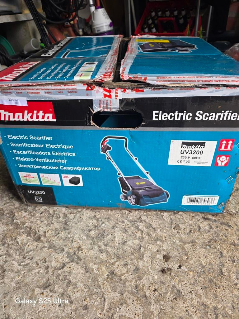 Elektrische ontluchter. Makita UV3200, Tuin en Terras, Grasmaaiers, Ophalen, Makkita, Zo goed als nieuw, Opvangbak