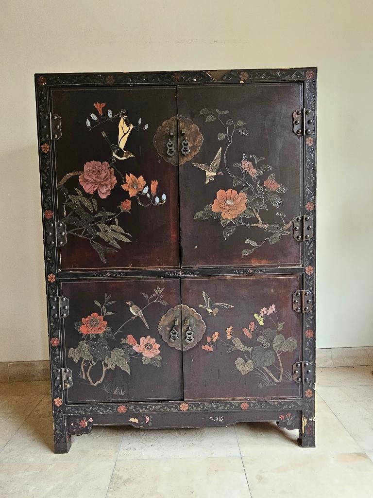 Vintage Oosterse kast, Ophalen