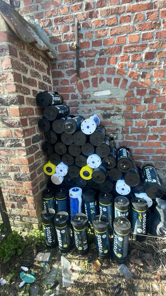 Lot de 78 bonbonnes vides – À débarrasser rapidement, Enlèvement, Comme neuf