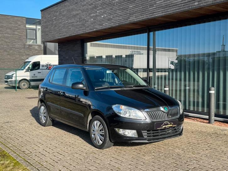 Skoda fabia 1.2 benzine 2012  euro 5 gekeurd, Autos, Skoda, Particulier, Achat, Fabia, ABS, Airbags, Air conditionné, Alarme, Android Auto