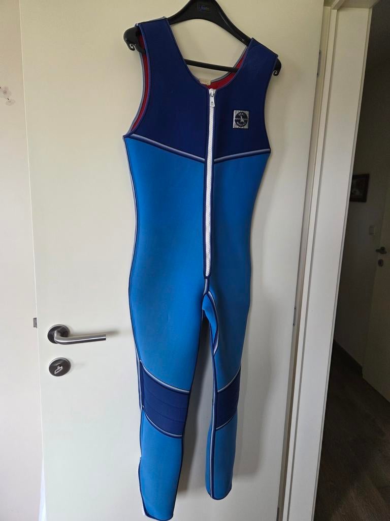 Wetsuit in blauw en rood. Merk: seal marine. Size L., Watersport en Boten, Watersportkleding, Ophalen, Wetsuit